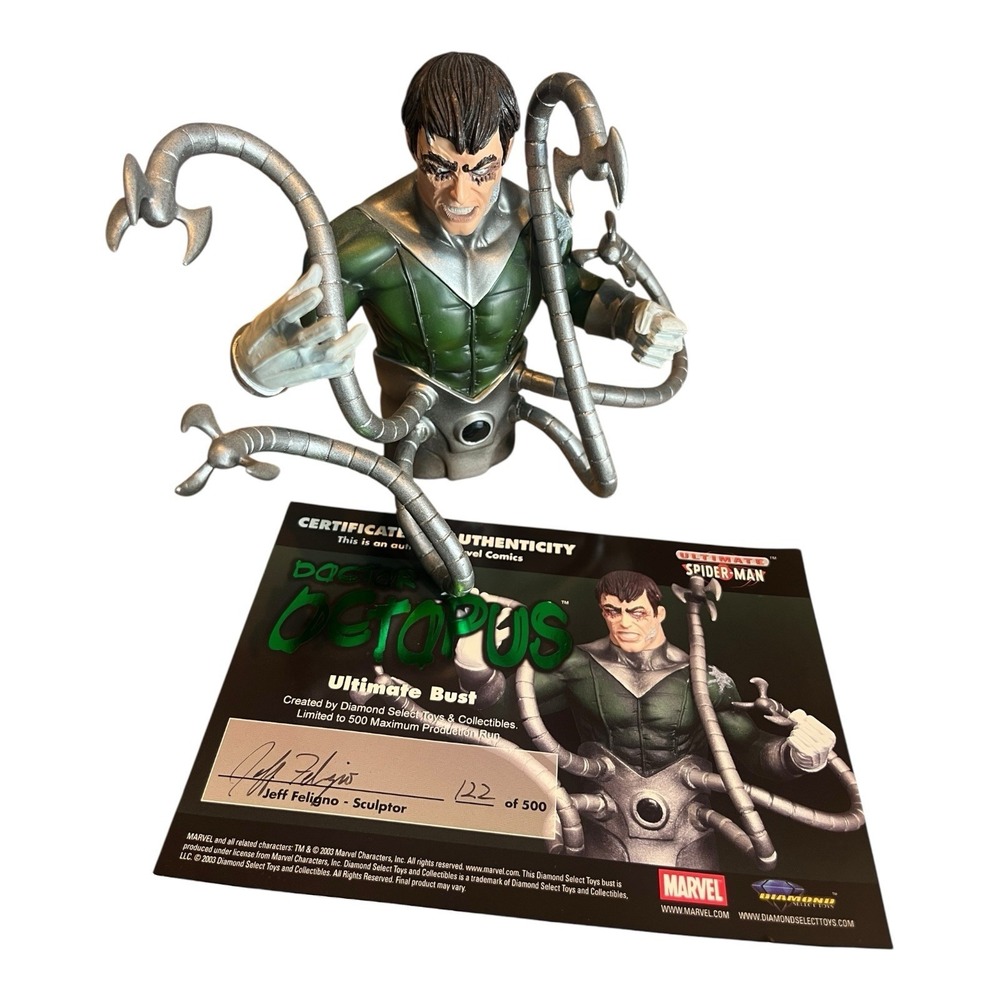 Doctor Octopus Ultimate Bust Ultimate Spider-Man Villain